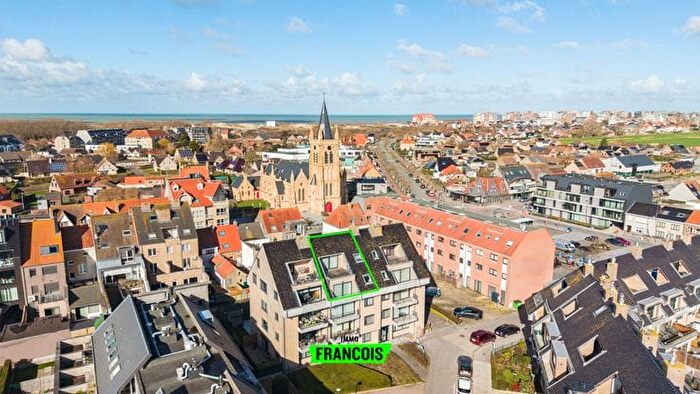 Appartement 4 pièces à vendre à Julien Soetaertstraat, Westende