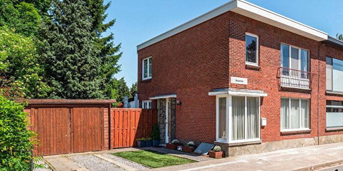 Maison 3 pièces à vendre à Rozenlei, Hove