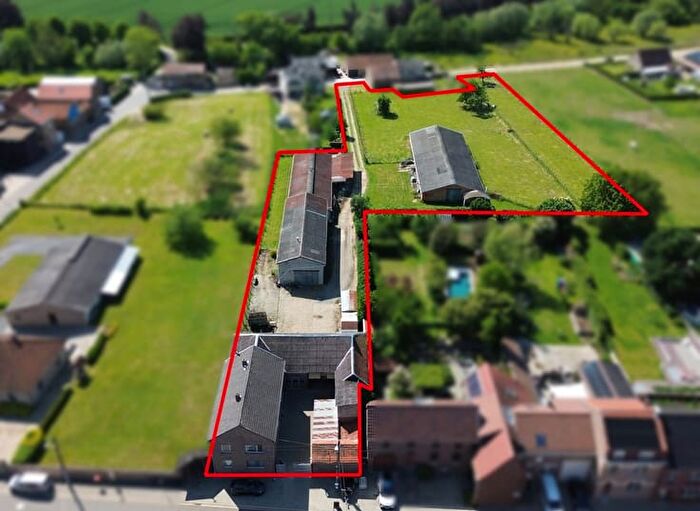Widooierplein, TONGERENBORGLOON : Maison 4 pièces à vendre
