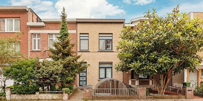 Maison 2 pièces à Frans Messingstraat, Deurne, à vendre