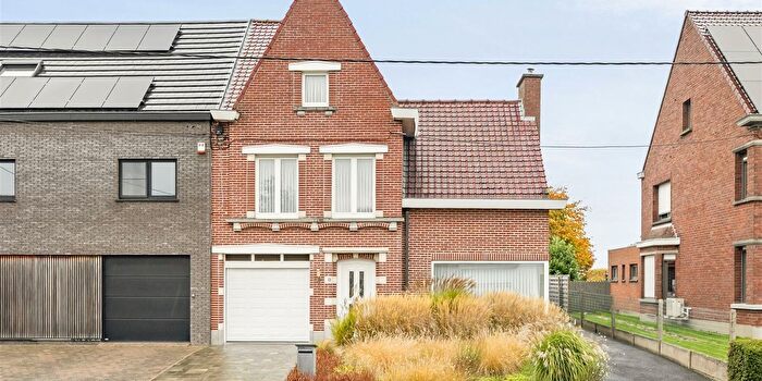 Roeselarestraat, Oostnieuwkerke : Maison 4 pièces à vendre