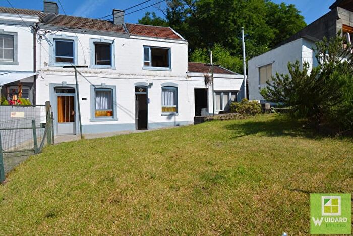 Rue Pied du Bois Gilles, Herstal : Maison 2 pièces à vendre