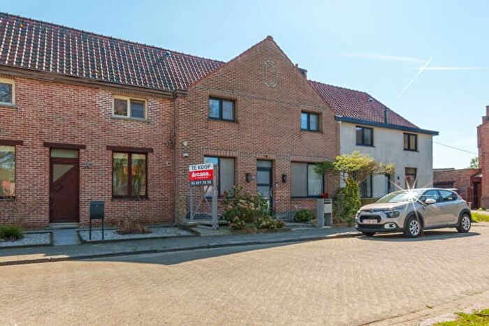 Achturenplein, Niel - Maison 2 pièces à vendre
