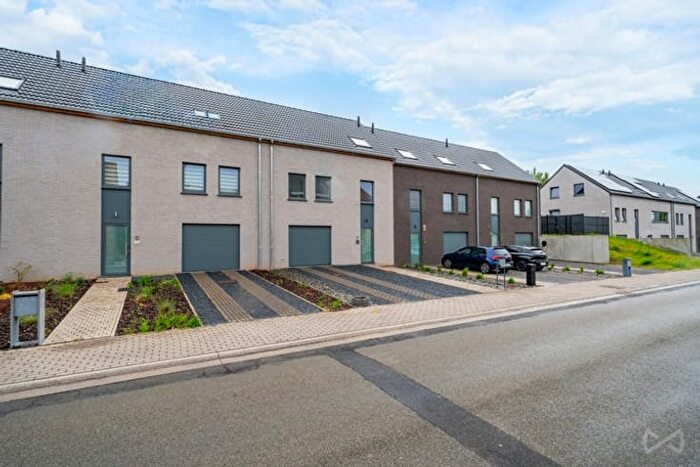 Maison 15 pièces à vendre - Rue de Nivelles, Manage Bellecourt