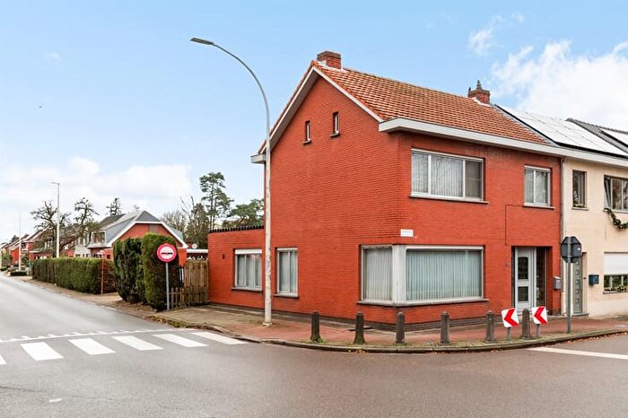Maison 3 pièces à Emiel Vermeulenstraat, SINTANTONIUS, à vendre
