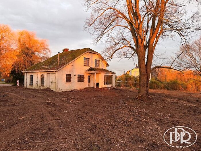 Rue Deux Saules Maison à rénover LOT, BAISYTHY - Maison 3 pièces à vendre