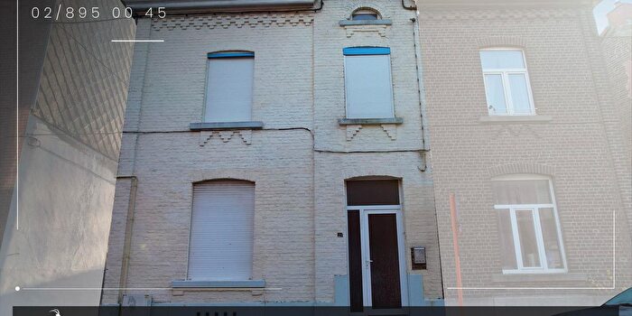 Maison 4 pièces à vendre - Lodelinsart, Henegouwen