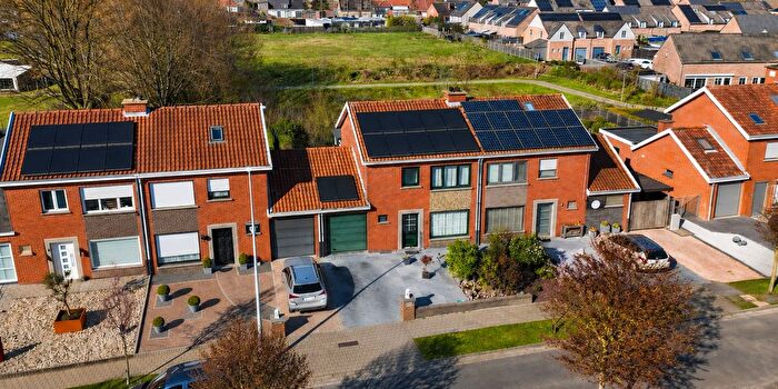 Maison 3 pièces à vendre à Koningin Elisabethlaan, Emelgem