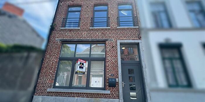 Maison 3 pièces à Rue de la Gare, Quiévrain, à vendre