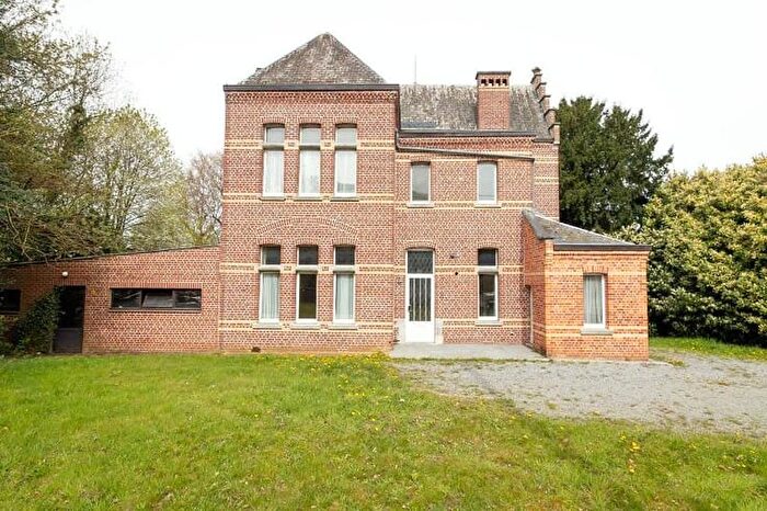 Kerkstraat, MeenselKiezegem : Maison 4 pièces à vendre