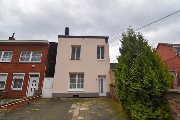 Maison 4 pièces à vendre - Rue Warmonceau, MontigniessurSambre