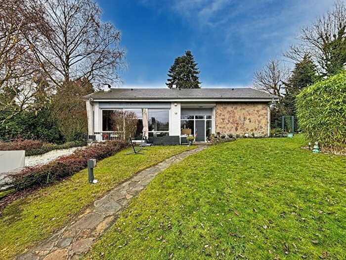 Maison 4 pièces à Rue de la Bruyère, Brainel'Alleud, à vendre