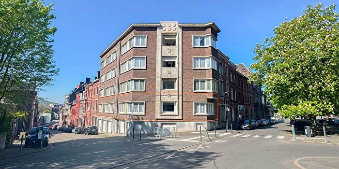 Appartement 3 pièces à Rue de lAthénée, Charleroi, à vendre