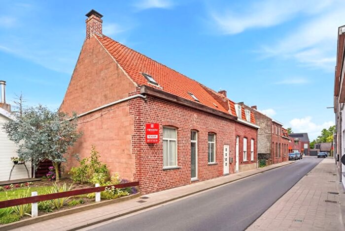 Maison 4 pièces à HeiligHartstraat, Poperinge, à vendre