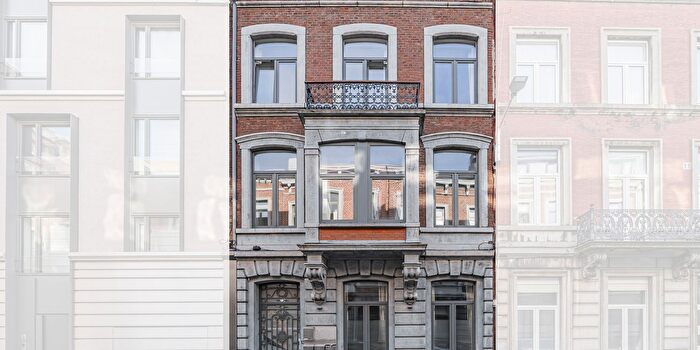 Appartement 9 pièces à vendre à Rue des VingtDeux, Liège