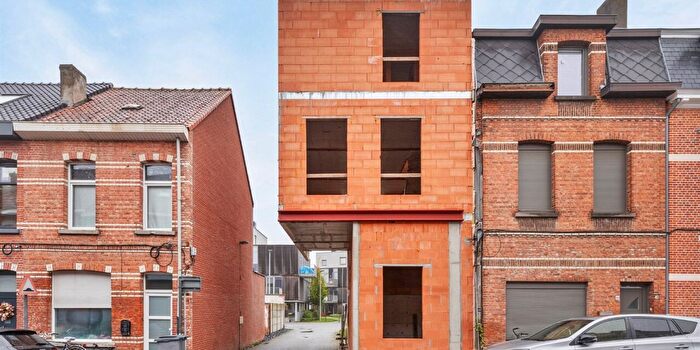 Van Naemenstraat, SintNiklaas : Maison 3 pièces à vendre