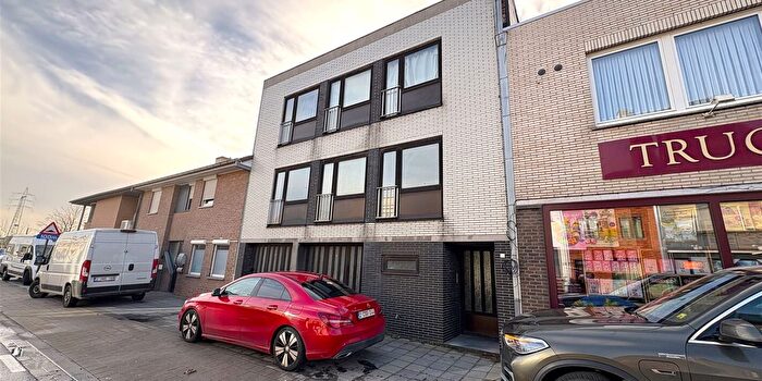 Kortrijksestraat, Heule : Maison 4 pièces à vendre