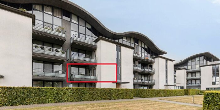 Appartement 2 pièces à Raadsherenlaan, SintKruis, à vendre
