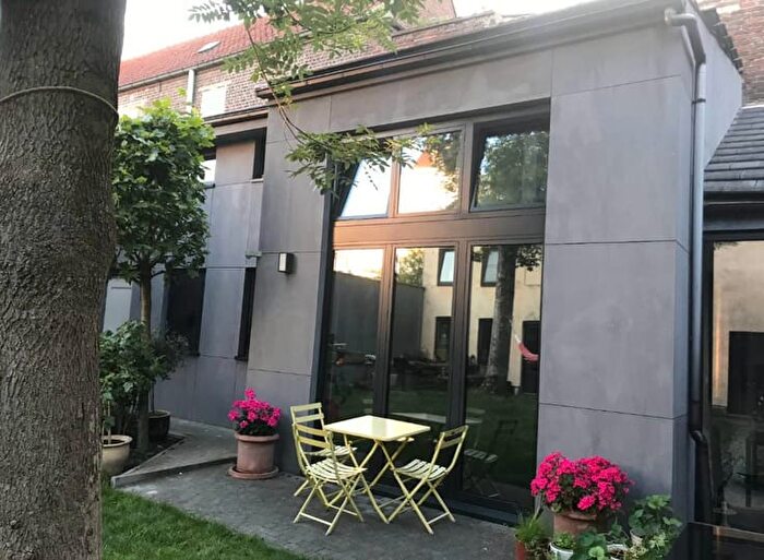 Raas Van Gaverestraat, Gent : Maison 1 pièce à louer