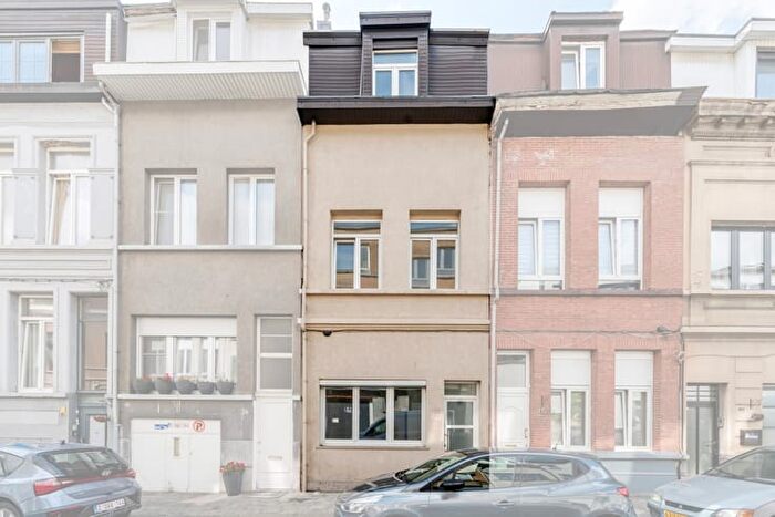 Maison 4 pièces à vendre - Jan Palfijnstraat, Antwerpen Antwerpen