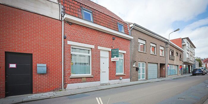 Kortrijksestraat, Izegem : Maison 3 pièces à vendre