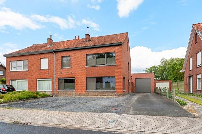 Maison 5 pièces à Zwanestraat, Ingelmunster, à vendre