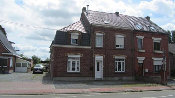 Maison 4 pièces à vendre à Avenue de la Libération, LeuzeenHainaut