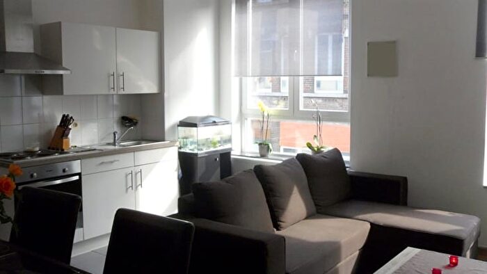 Appartement 1 pièce à louer à Rue de la Station, JUMET L'OPPORTUNITE