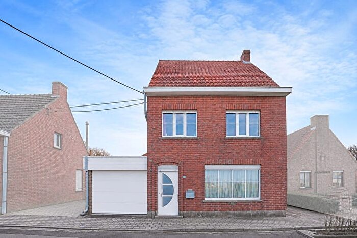 Jonkershovestraat, Houthulst : Maison 2 pièces à vendre