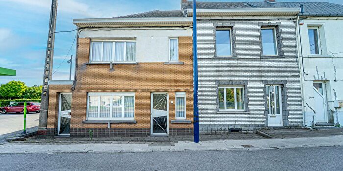 Maison 5 pièces à ChapellelezHerlaimont, Henegouwen, à vendre