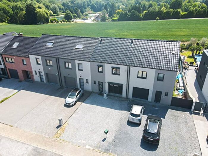 Rue de Trazegnies, ChapellelezHerlaimont : Maison 3 pièces à vendre