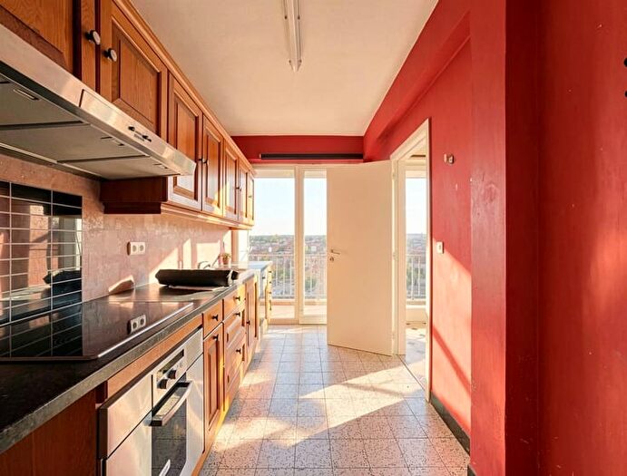 Appartement 2 pièces à Rue Sous la Ville, Sambreville, à vendre