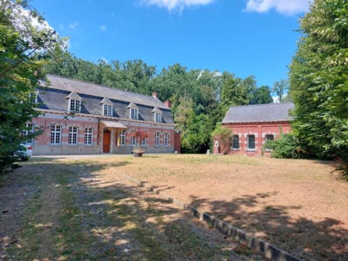 Maison 6 pièces à vendre à Route de Frasnes, Moustier