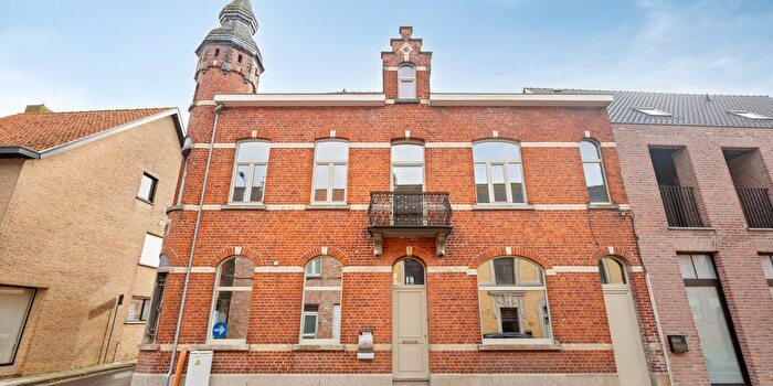 Maison 4 pièces à Bruggestraat, Zwevezele, à vendre