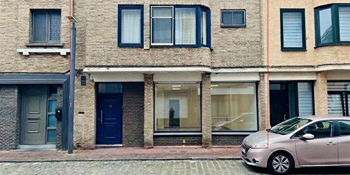 Maison 3 pièces à vendre à Dokter Armand Rubbensstraat, Zele