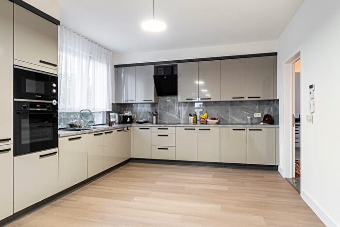 Appartement 3 pièces à Rederijkersstraat, WILRIJK, à vendre