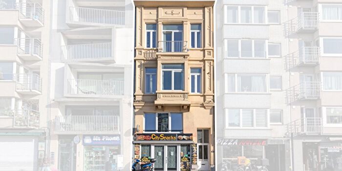 Appartement 6 pièces à vendre à Torhoutsesteenweg, Oostende
