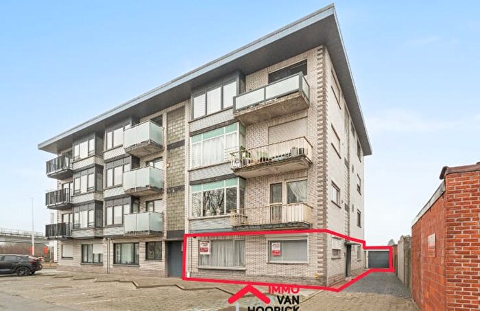 Koning Boudewijnlaan, Lokeren : Appartement 7 pièces à vendre