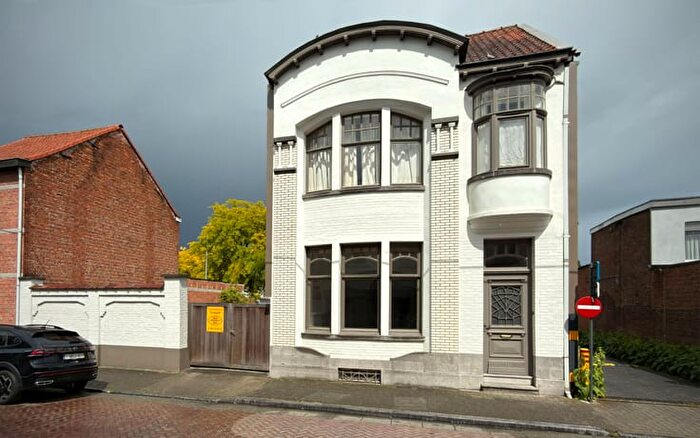 Maison 3 pièces à Drieputtenstraat, Zele, à vendre