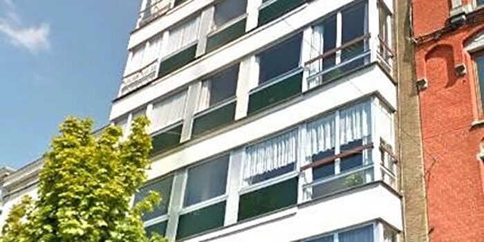 Rue Albert Roi des Belges, La Louvière : Appartement 2 pièces à vendre