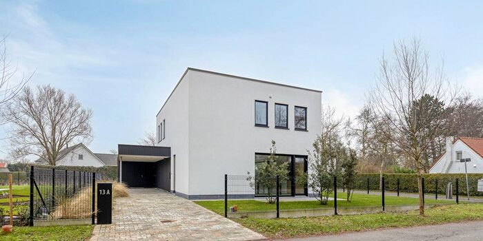 Maison 3 pièces à vendre à Veurnelaan A, SintIdesbald