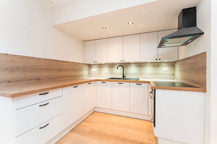 Maison 3 pièces à spoorwegstraat, HARELBEKE, à vendre