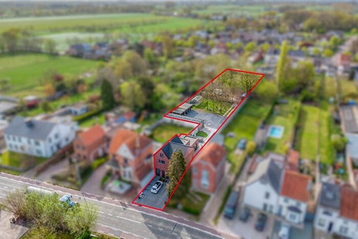 Maison 4 pièces à Oostveldstraat, EEKLO, à vendre