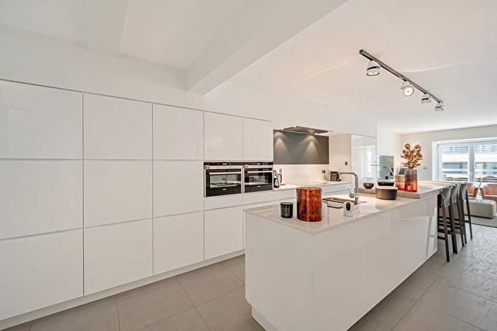 Ferdinand Moselmanstraat, KnokkeHeist - Appartement 2 pièces à vendre