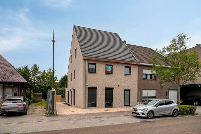 Burggravenlaan A, Evergem : Appartement 3 pièces à vendre