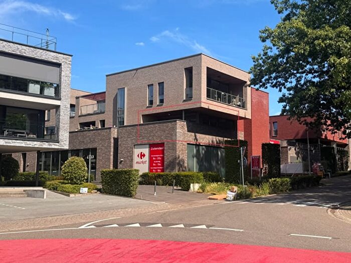 Vonderstraat, Zutendaal : Appartement 9 pièces à louer