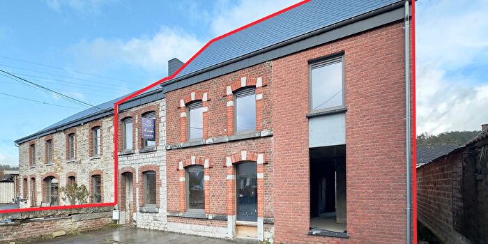 Maison 4 pièces à Rue Louis Banneux, Rochefort, à vendre