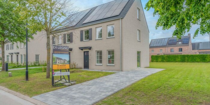 Van Roeylaan, Ravels : Maison 3 pièces à vendre