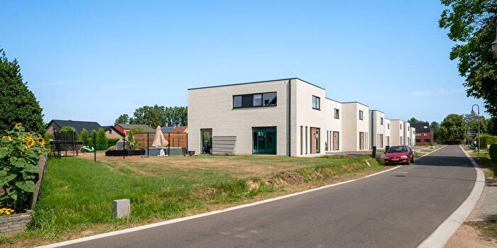 Mortelstraat, Vorst : Maison 4 pièces à vendre