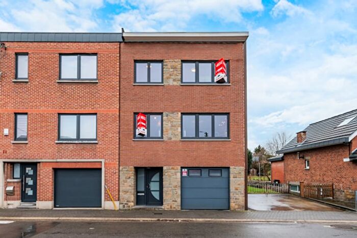 Rue du Zoning, Ans : Maison 13 pièces à vendre